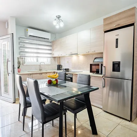 Helios House Tatil Evi